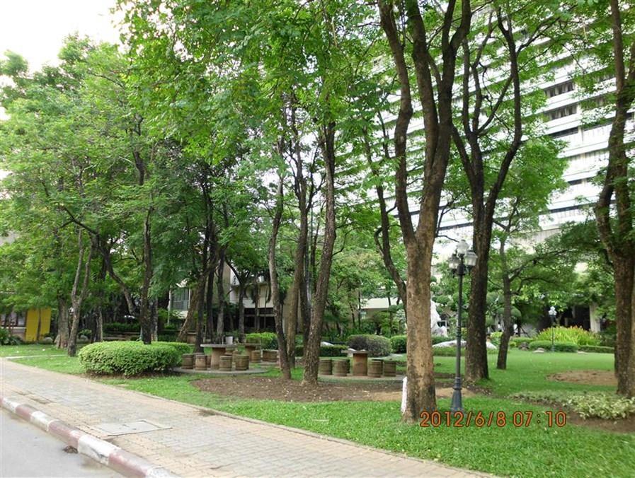Phranakhon Grand View Hotell Bangkok Exteriör bild